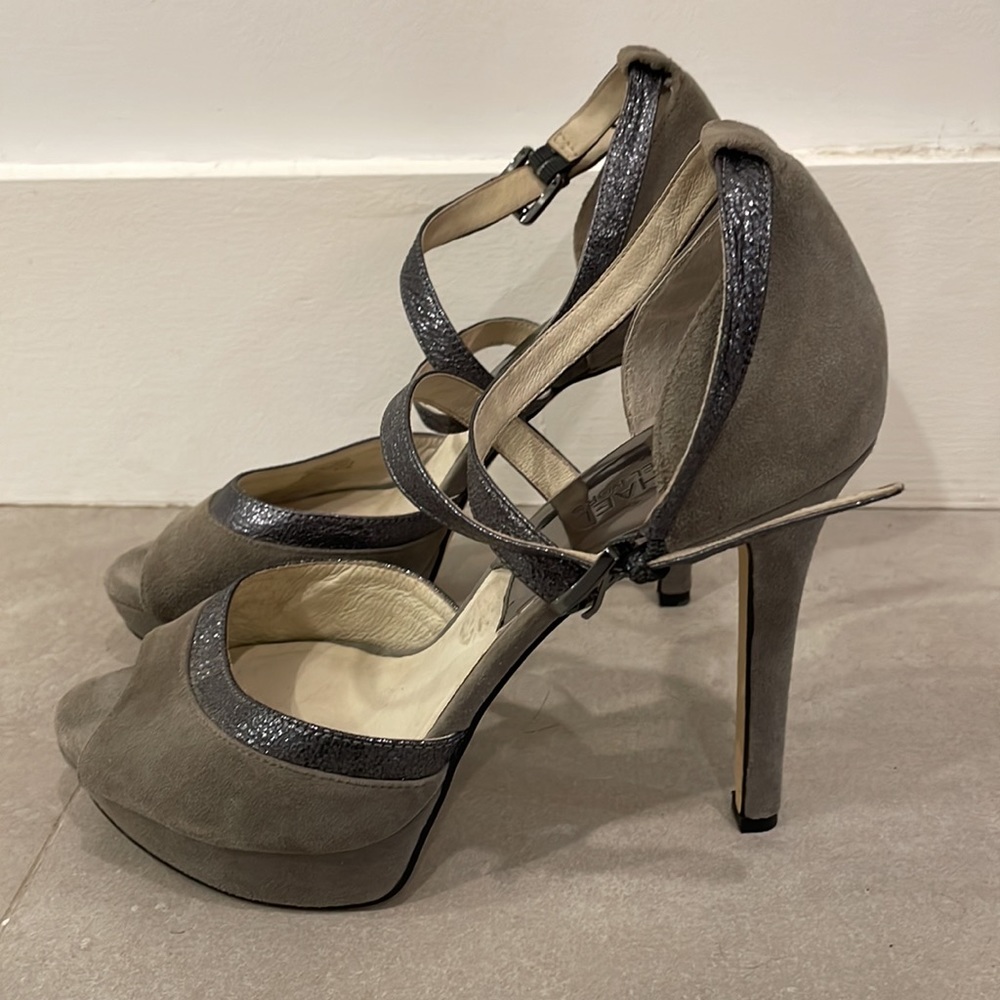 MICHAEL Michael Kors Gray 5” Heels Sz 9 Strappy